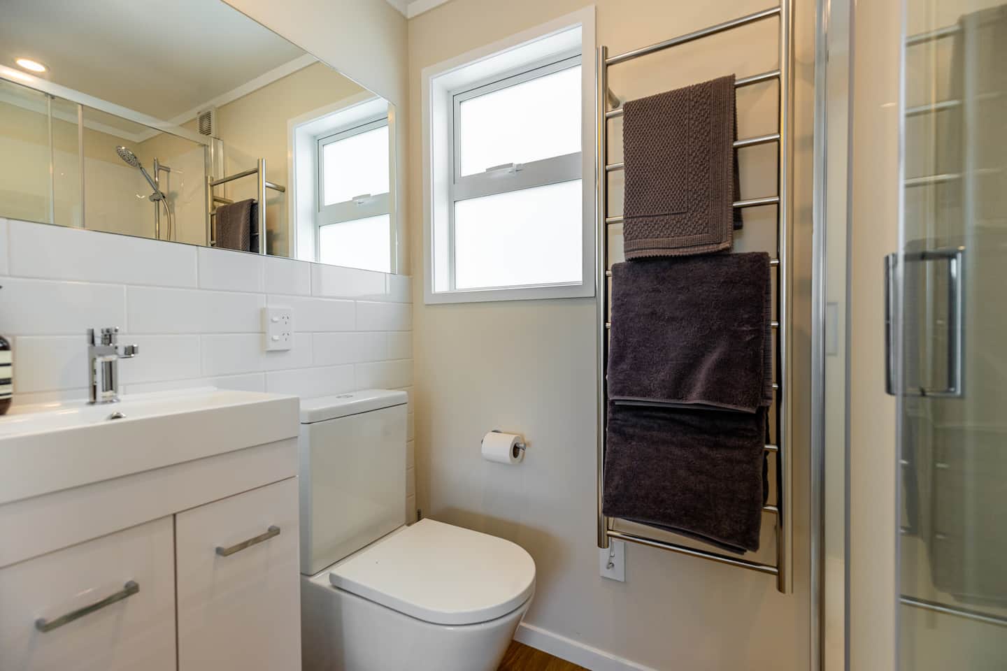 Private ensuite bathroom